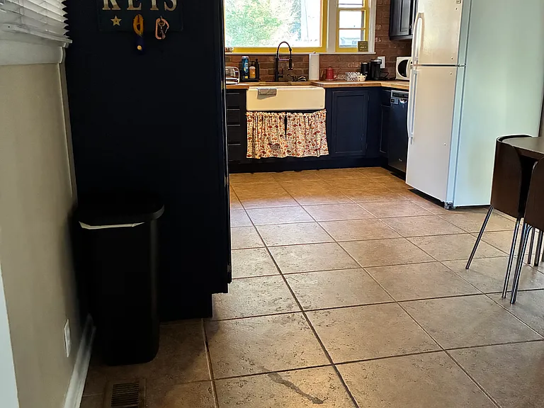 213 Peeler Trl — Photo 16