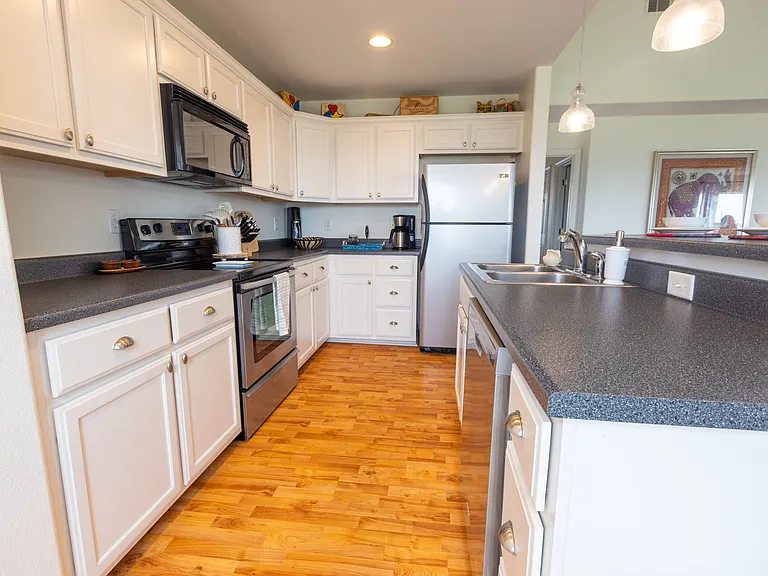 4106 Temprano Dr — Photo 30