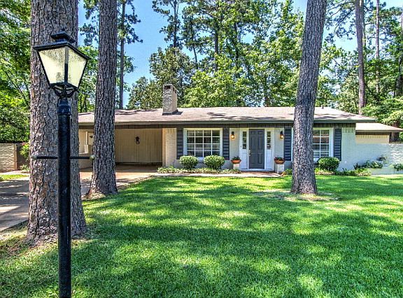 4th image of 1304 Turtle Creek Dr