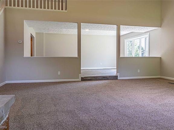 5th image of 2016 Viking Ave