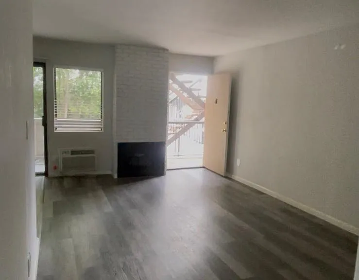 4934 Coldwater Canyon Ave — Photo 21