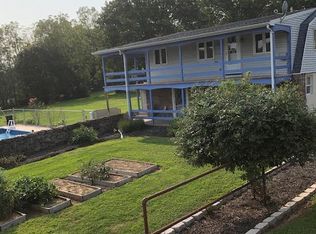 94 Buckwalter Rd, Pottstown, PA 19465