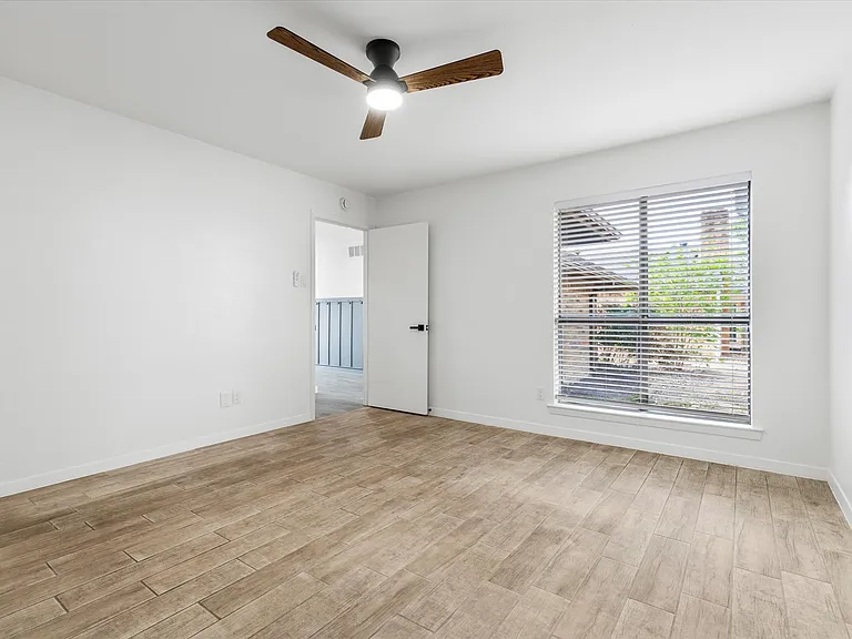 17003 Davenport Rd — Photo 30