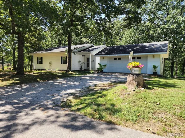 684 Radcliff Ln, Poplar Bluff, MO 63901