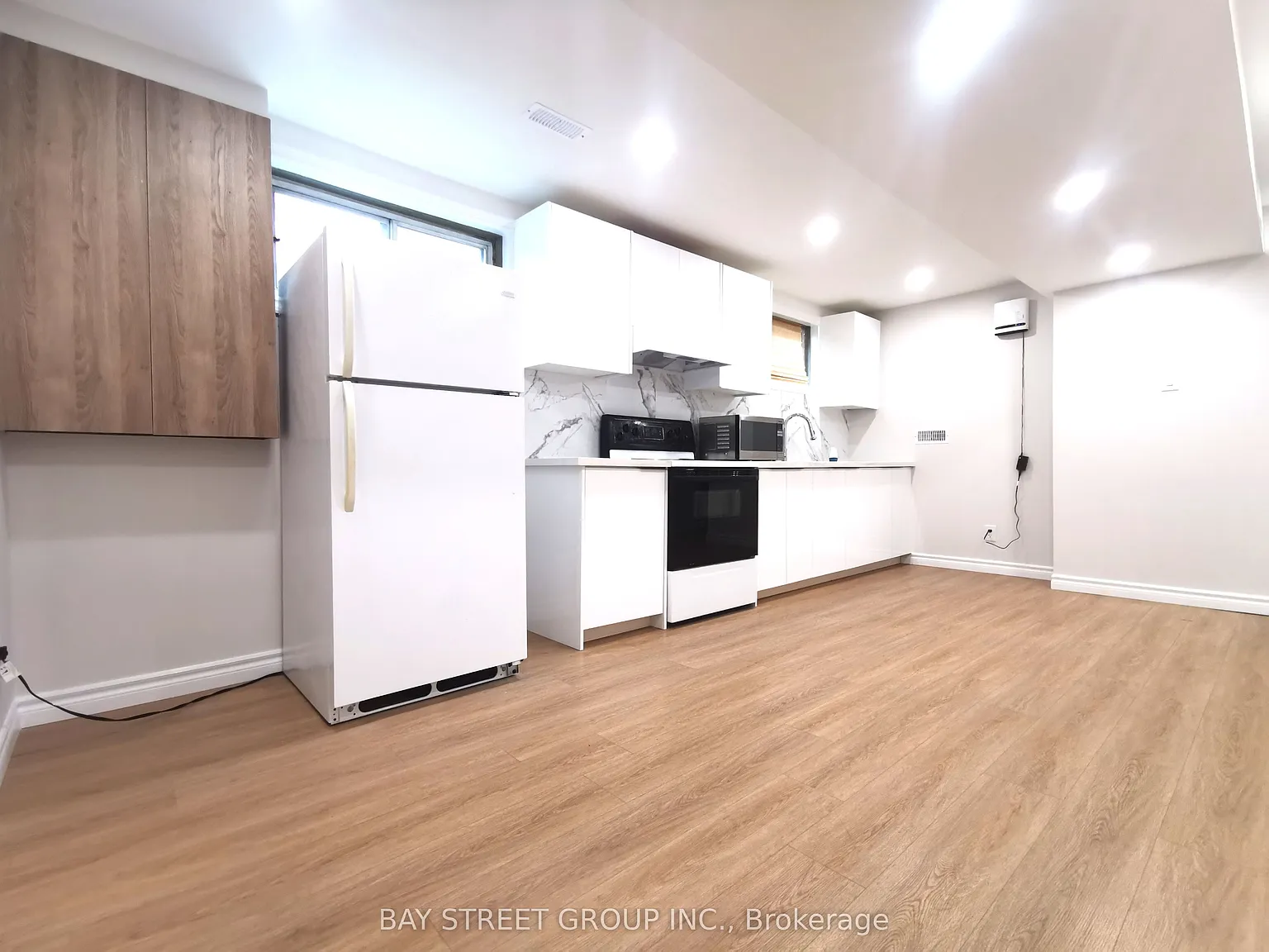 3 bed, $2,550 — Photo 3