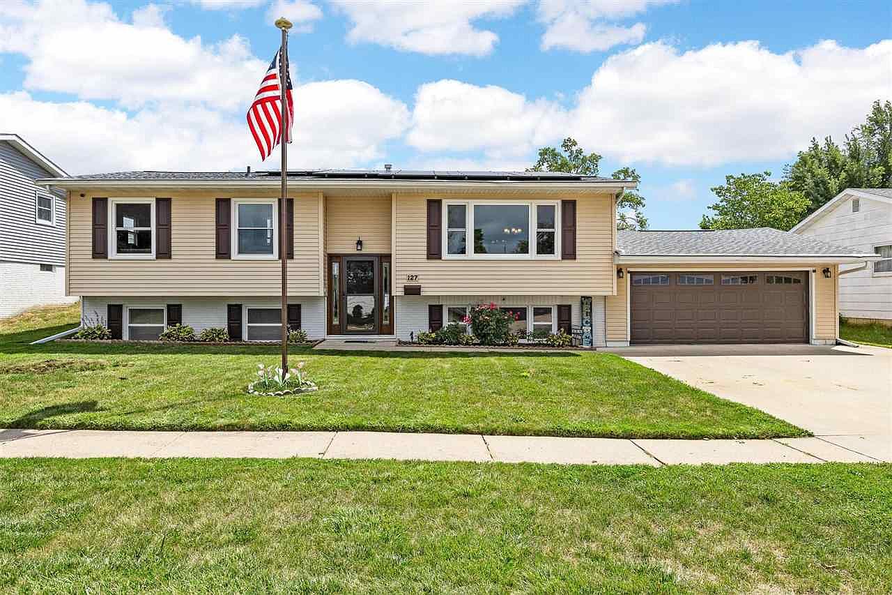 127 32nd St NW, Cedar Rapids, IA 52405 Zillow