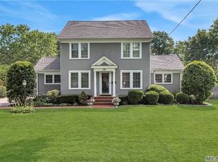 133 Blue Point Ave, Blue Point, NY 11715