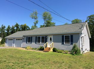 83 Maurice Ave, Thomaston, ME 04861