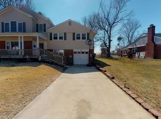 6727 Hopewell Ave, Springfield, VA 22151