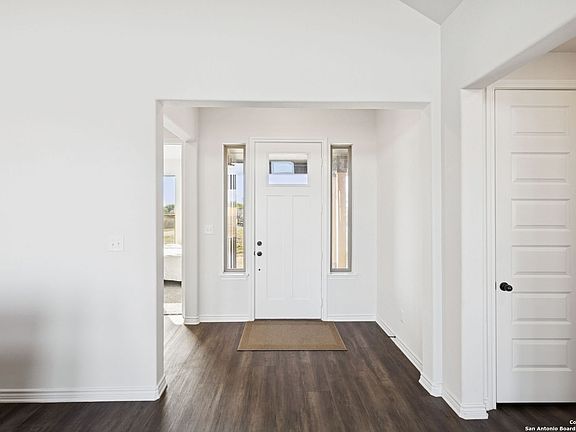 5th image of 108 Santa Teresa