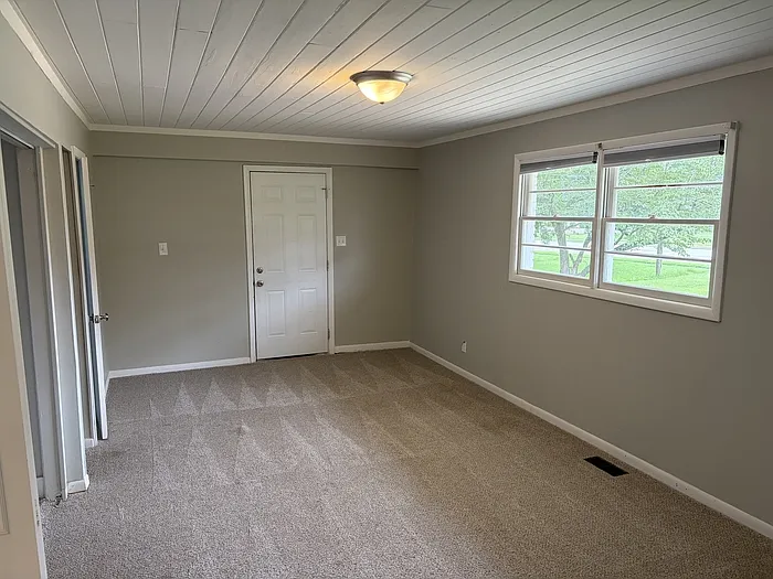 8009 Whitesburg Dr SE — Photo 15
