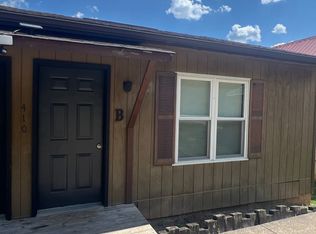 410 4th Ave #B, Parkersburg, WV 26101