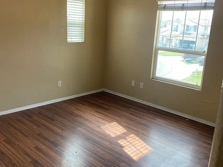 14684 Tilden Ln — Photo 16