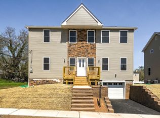 60 Bogert St, Totowa, NJ 07512