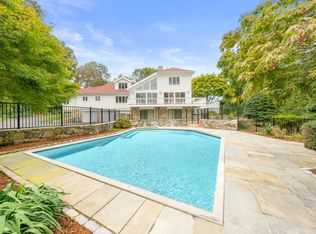 21 Harkim Rd, Greenwich, CT 06831