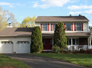 3 Overbrook Rd, Piscataway, NJ 08854