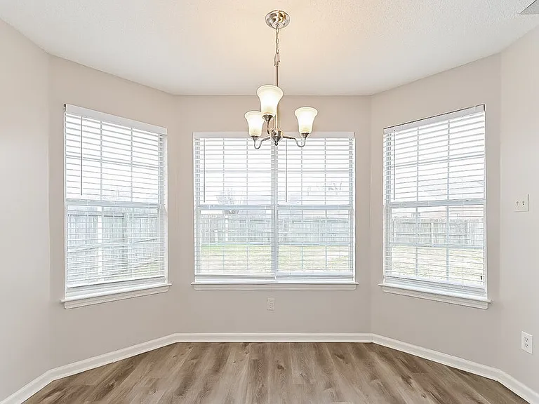 1483 S Goodlett Grove Cv — Photo 6