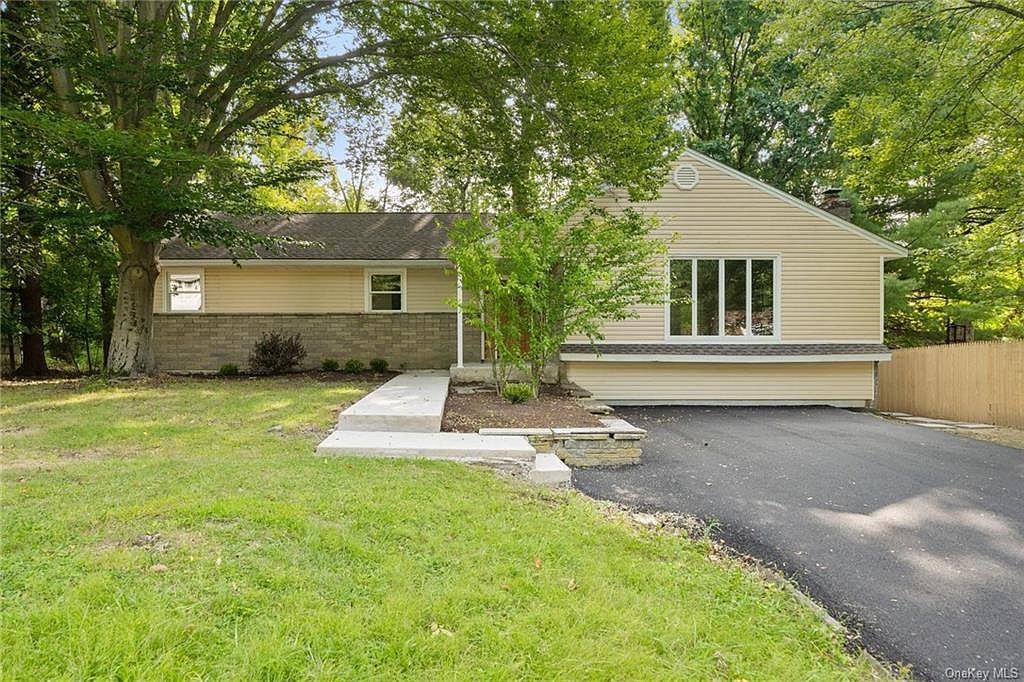 10 Marian Drive, Newburgh, NY 12550 Zillow