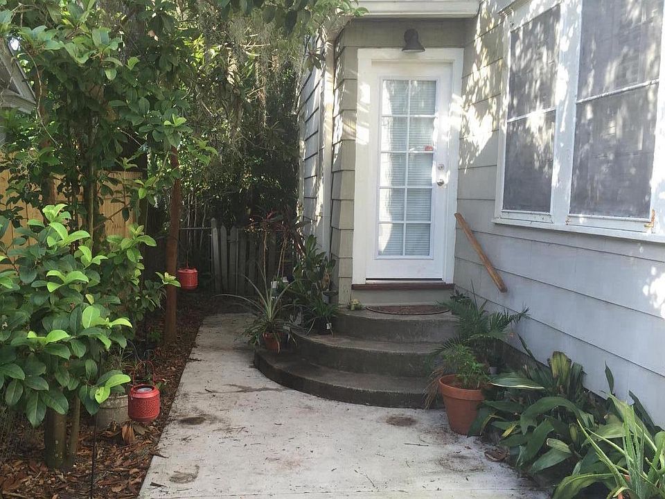 1st image of 212 Vanderbilt St