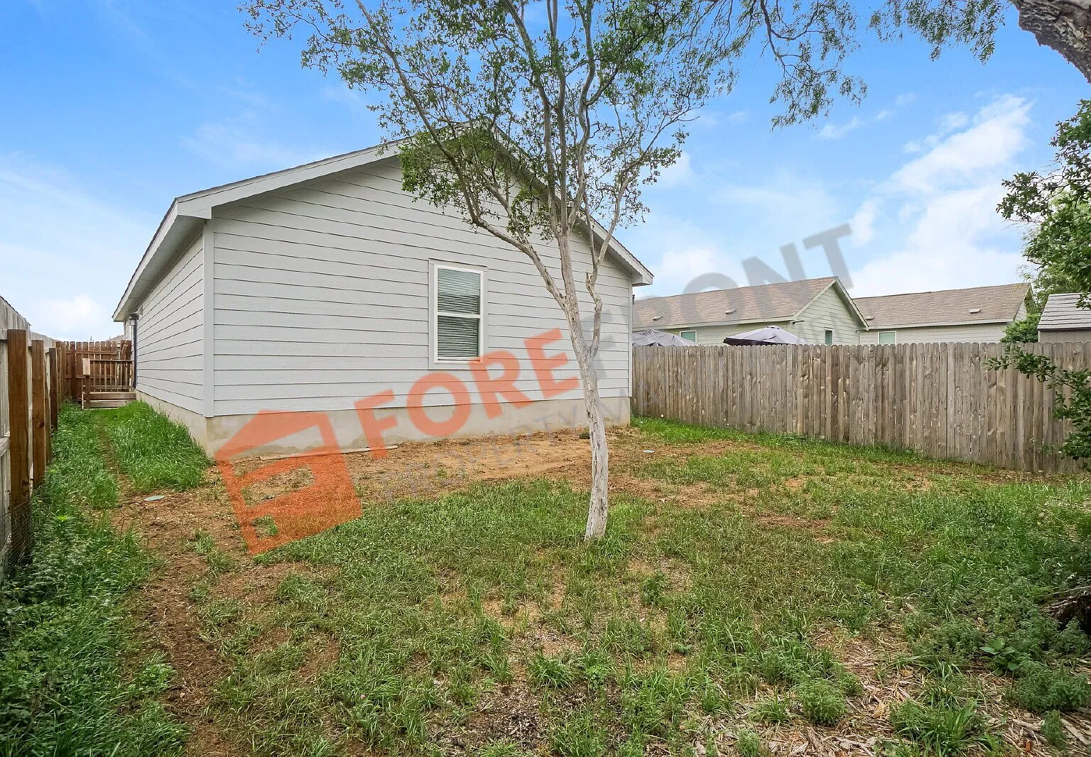 4110 Cross Current — Photo 3