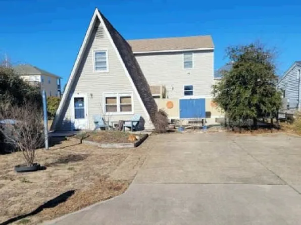 108 Raleigh Ave, Kill Devil Hills, NC 27948