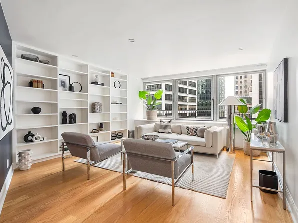130 Water St APT 7K, New York, NY 10005