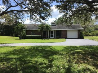 200 Cajeput Dr, Naples, FL 34108