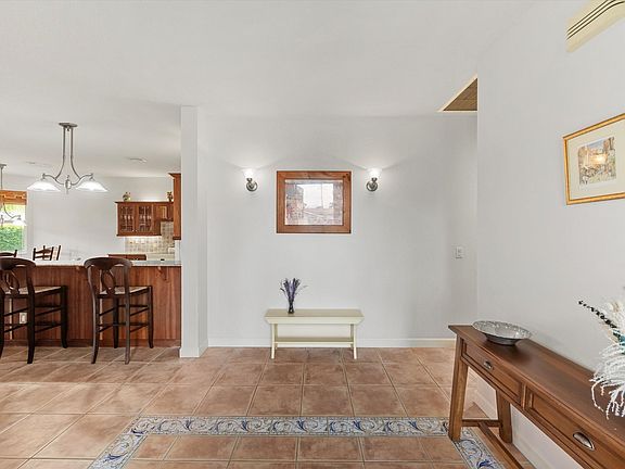 3rd image of 1211 SINGER Drive