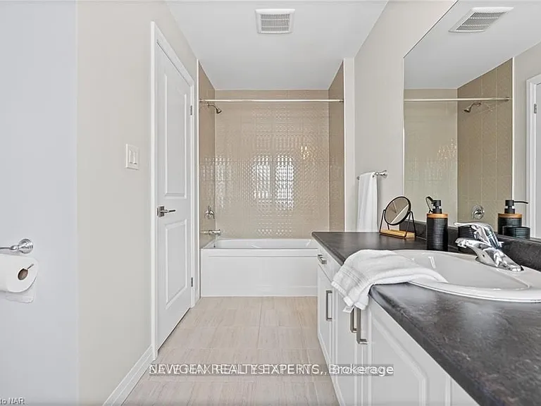 4855 Pettit Ave — Photo 19