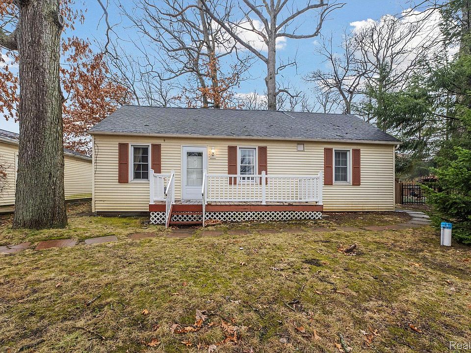 1st image of 5988 Glen Echo Dr