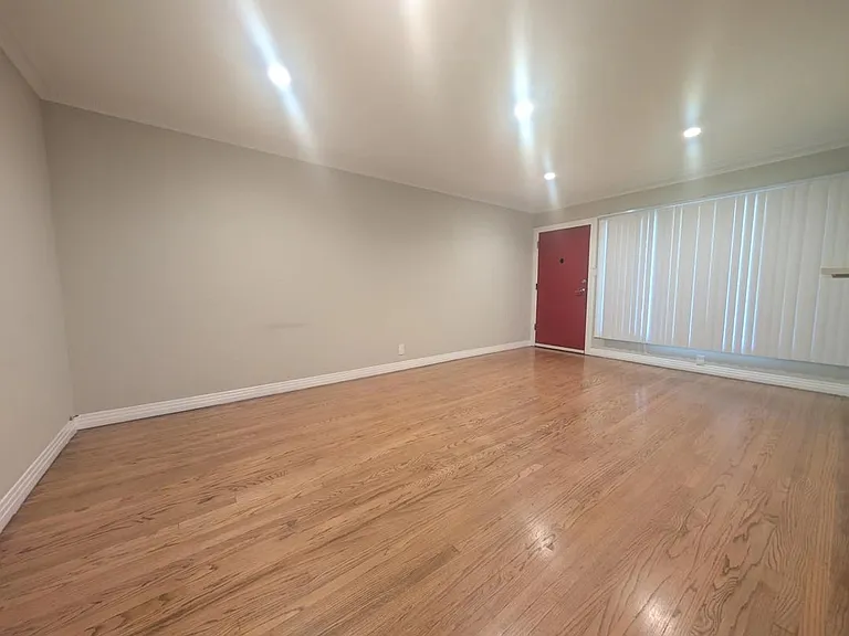 1509 S Orange Grove Ave #7 — Photo 7