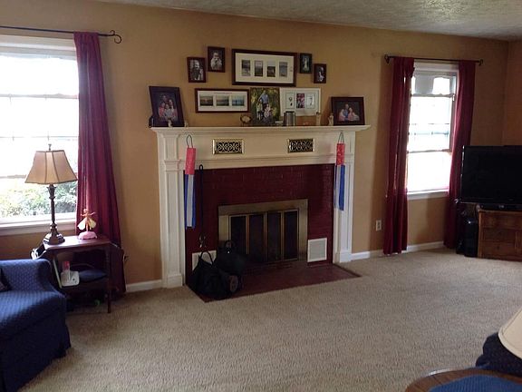 5th image of 56 Cobbles Dr