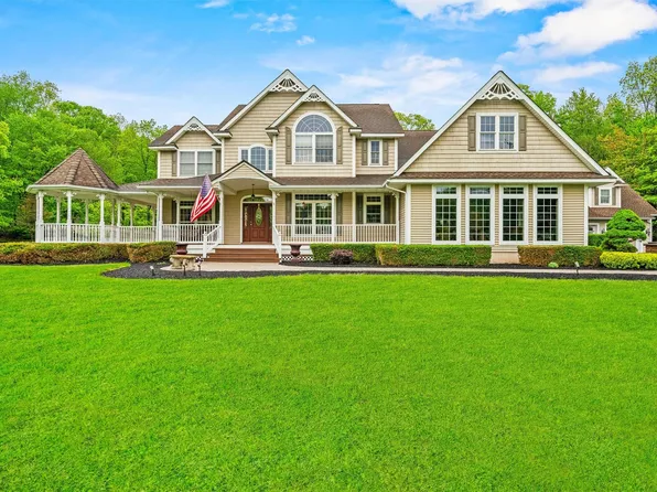 34 Satriano Court, Montgomery, NY 12549