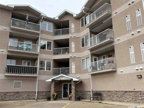 3730 Eastgate Drive E #304, Regina, SK S4Z 0A1
