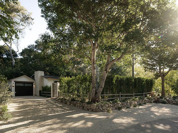 2nd image of 159 Loureyro Rd