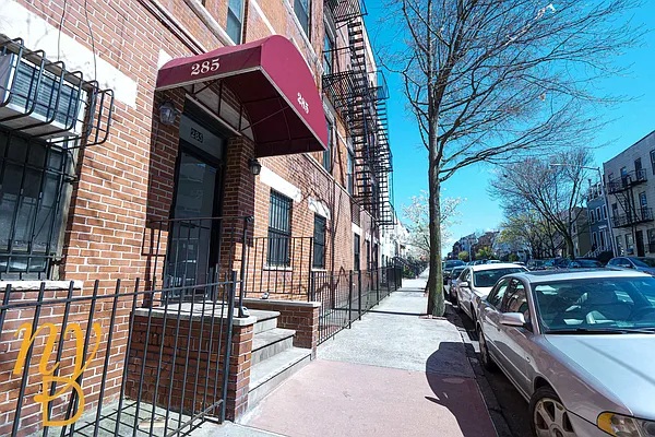 Rented by New York Dwellings LLC | media 26