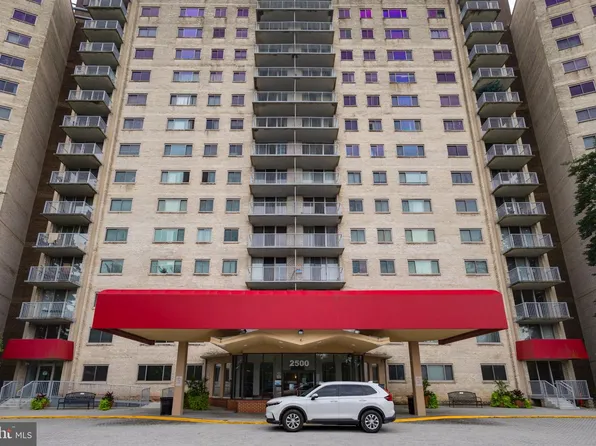 2500 N Van Dorn St APT 619, Alexandria, VA 22302