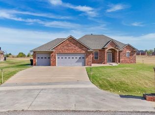 129 Lake Shore Dr, Shawnee, OK 74804