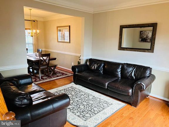 2nd image of 10947 Southcoate Village Dr
