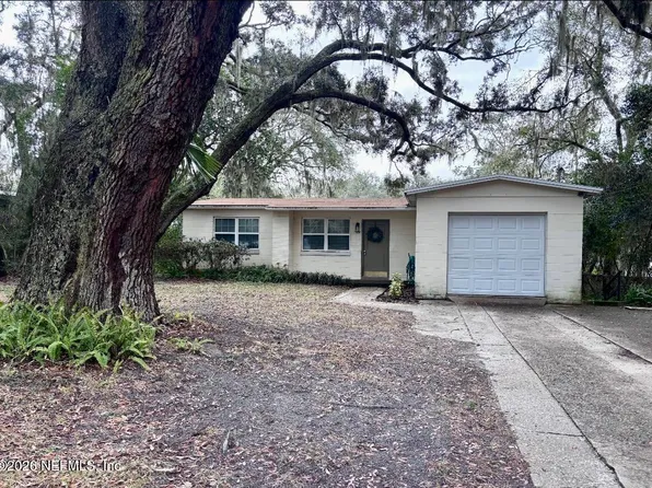1502 Broome St, Fernandina Beach, FL 32034