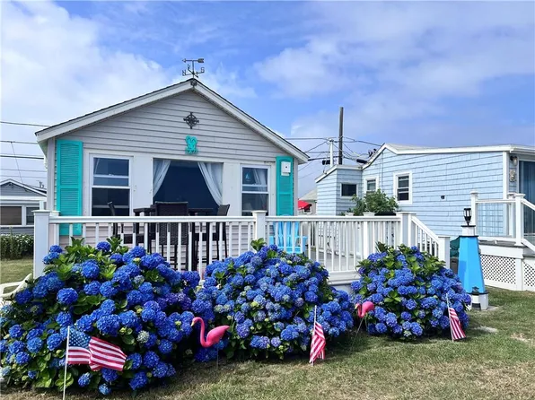 240-3E11 Cards Pond Rd, Wakefield, RI 02879