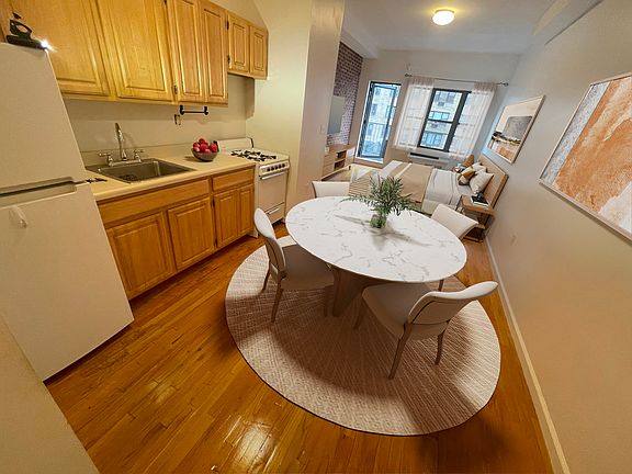 5th image of 1155 3rd Ave APT 18