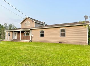 711 Birdsey Rd, Waterloo, NY 13165