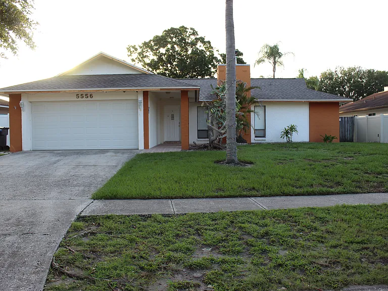 5556 Pentail Cir — Photo 1