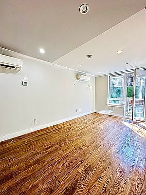 5th image of 62 E 21st St #1F