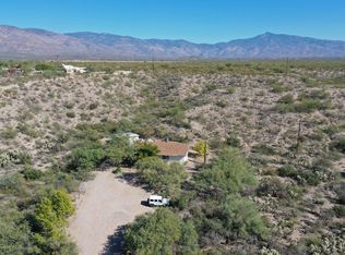 8320 S Wentworth Rd, Tucson, AZ 85747