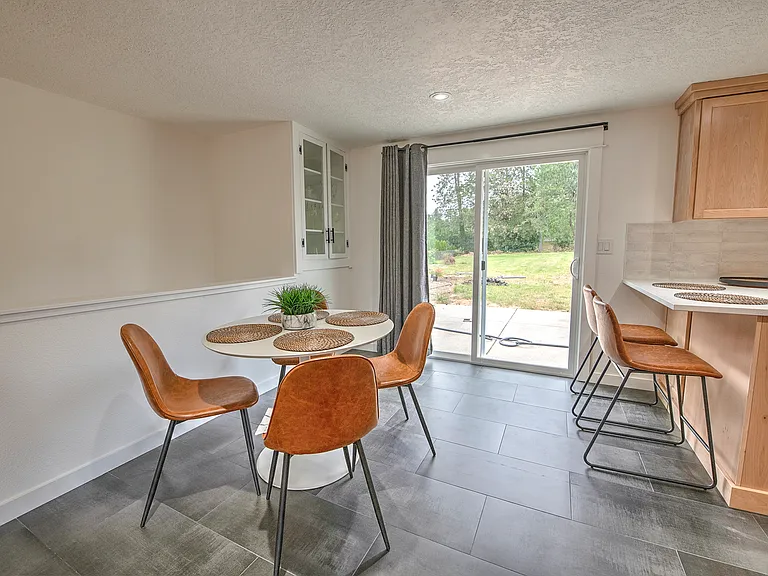 5901 NW Cherry St — Photo 21