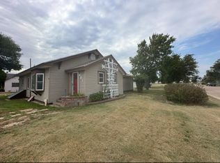 601 Hancock St, Ensign, KS 67841