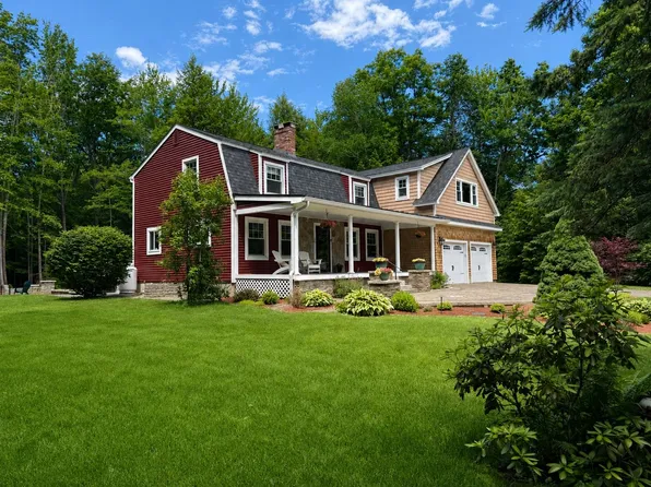 16 Hampshire Drive, Gilford, NH 03249