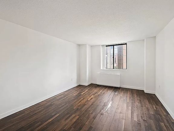 2nd image of 184 Lexington Ave APT 17B